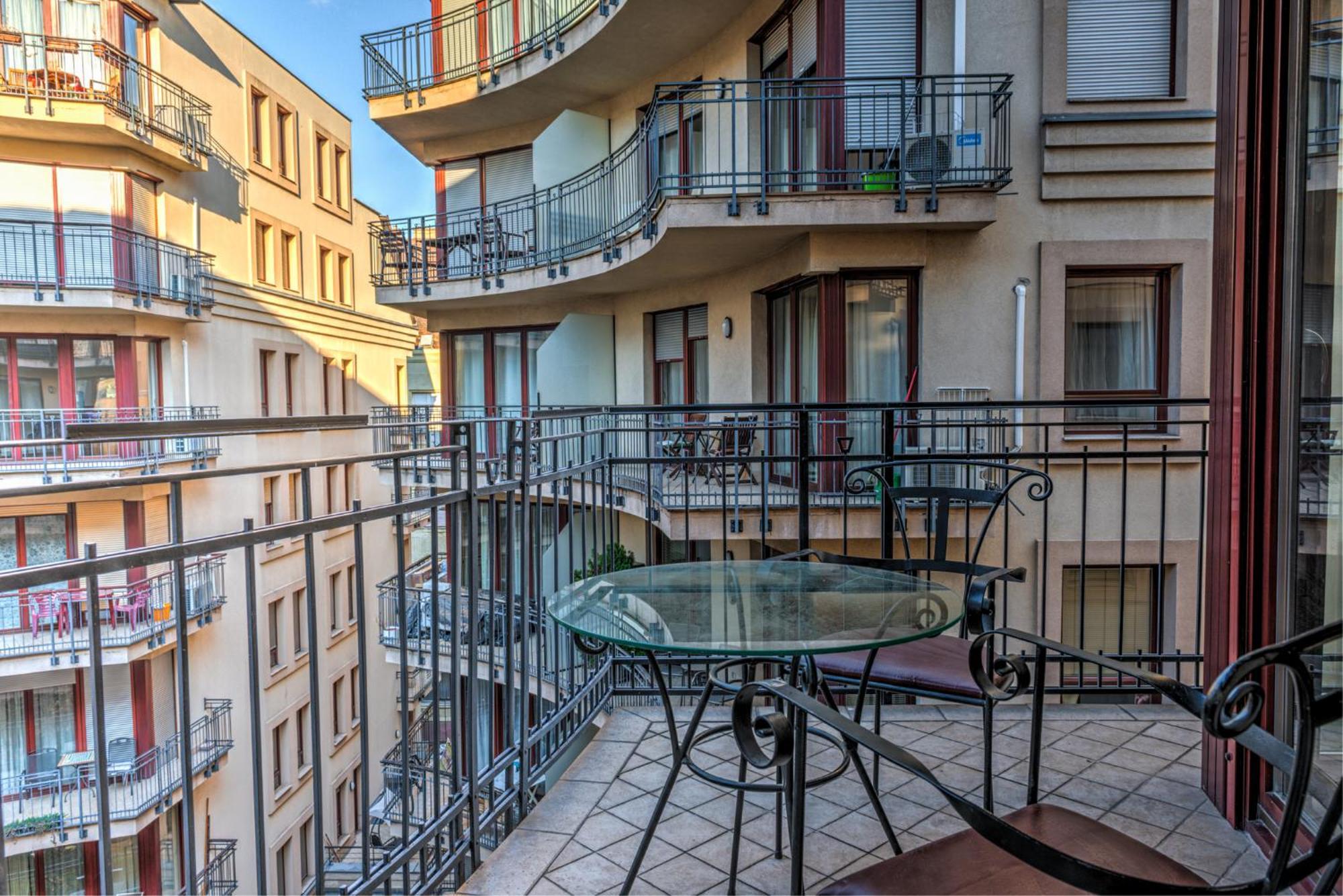 Central Capital Apartments Budapesta Exterior foto